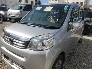 Honda Life 2014 Silver