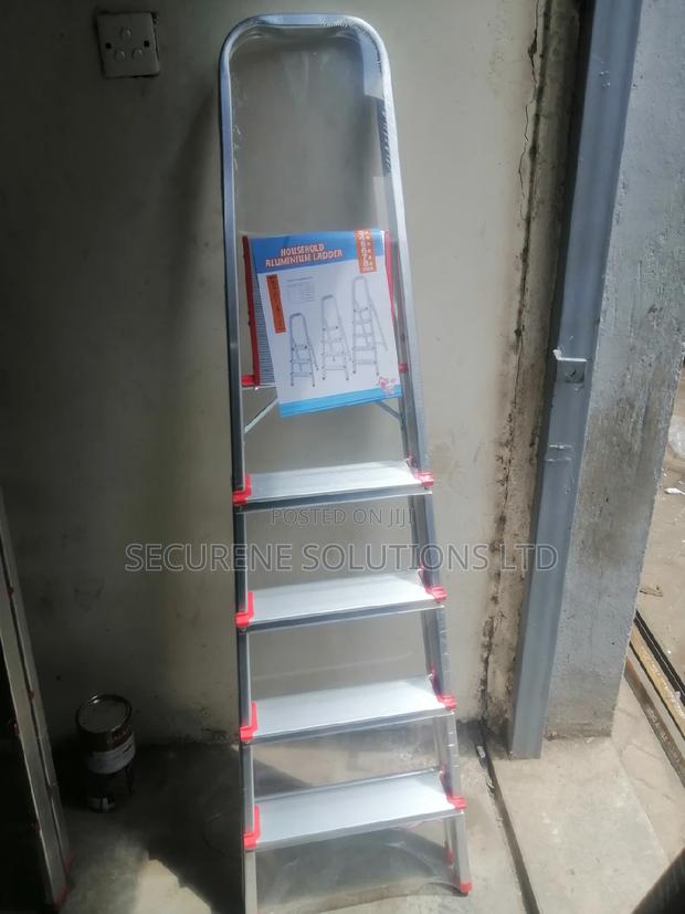 5 Step Ladder - thumbnail 3