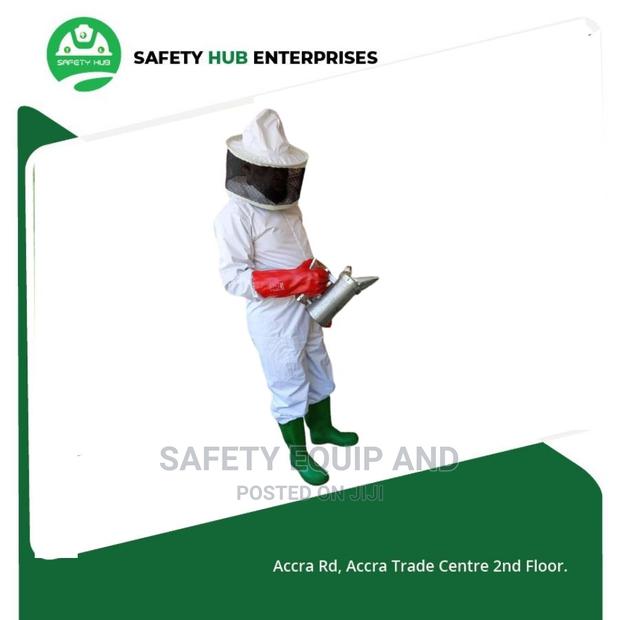 Quality Bee Suits Available - main view