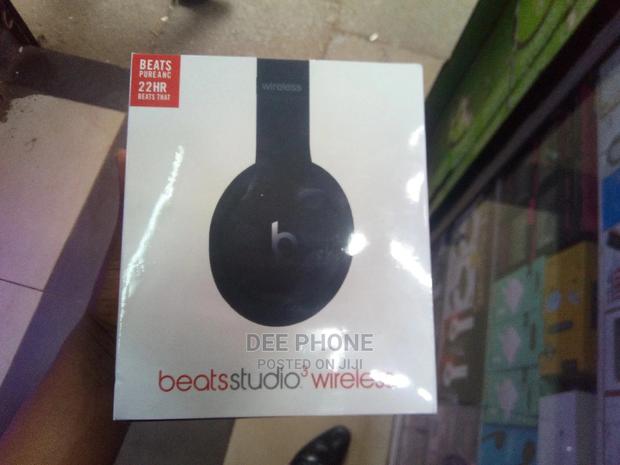 Beats by Dr Dre Wireless Headphones - main view