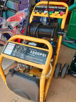 3200psi Petrol Powered Car Wash Machine