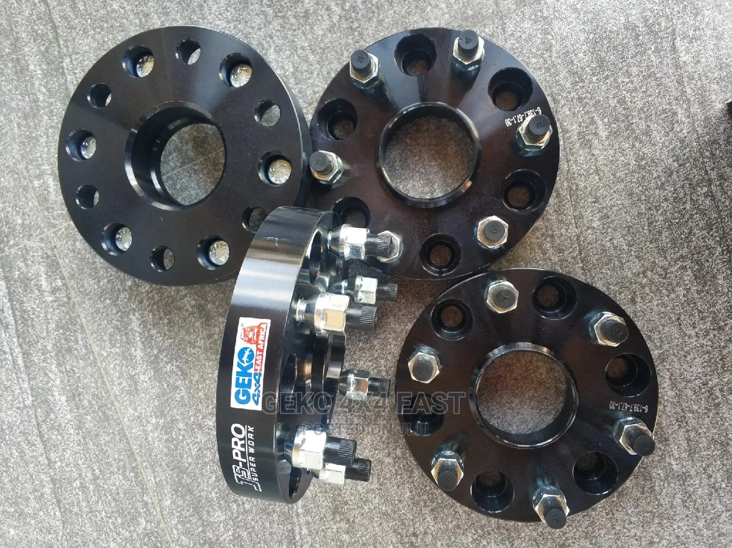 Mitsubishi Hubcentric Wheel Spacers Pcd 6x139.7/Cb 67.1/30mm