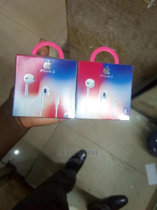 iPhone 7G Bluetooth Earphones - thumbnail 2