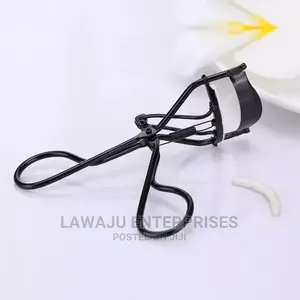 Eyelash Curler