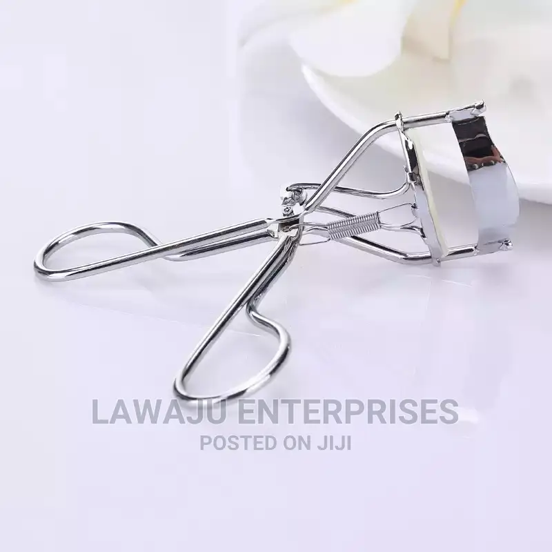 Eyelash Curler