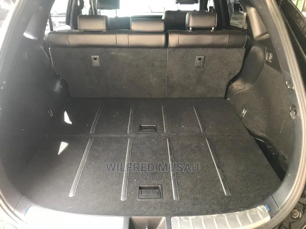 Toyota Harrier 2014