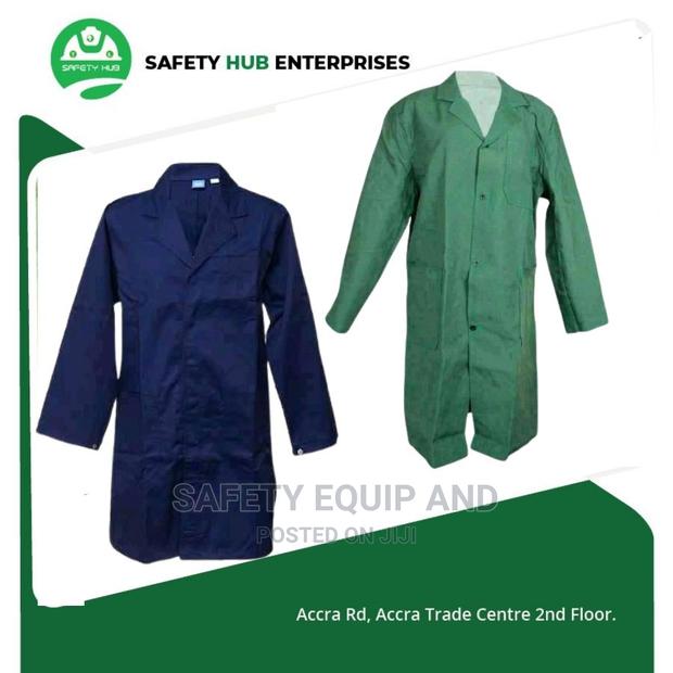 Quality Dust Coats for Body Protection - thumbnail 2