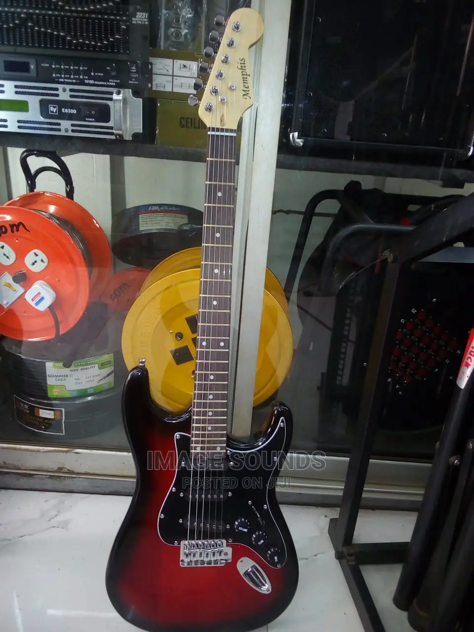 Rhythm Guitar-Fender