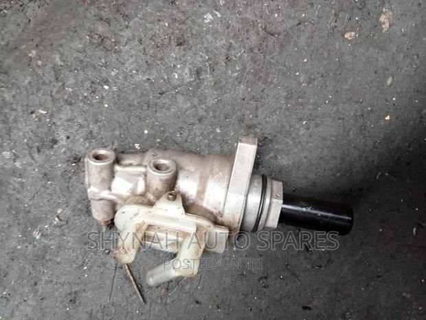 Brake Master Cylinder Toyota Alphard - thumbnail 3