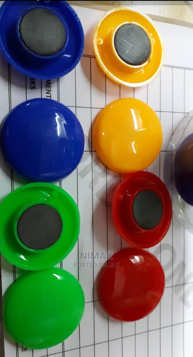 Plastic Cover Round Magnet Button - thumbnail 2