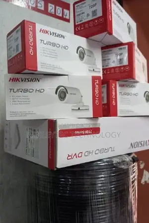 4 Cctv Complete Kit Hik Vision HD Cameras 2 Bullet 2 Dome