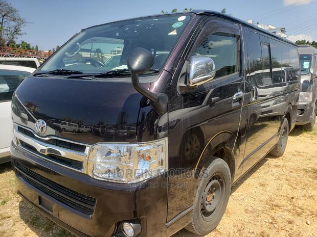 Toyota HiAce 2015 - thumbnail 3