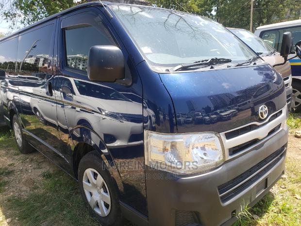 Toyota Hiace Blue - thumbnail 5