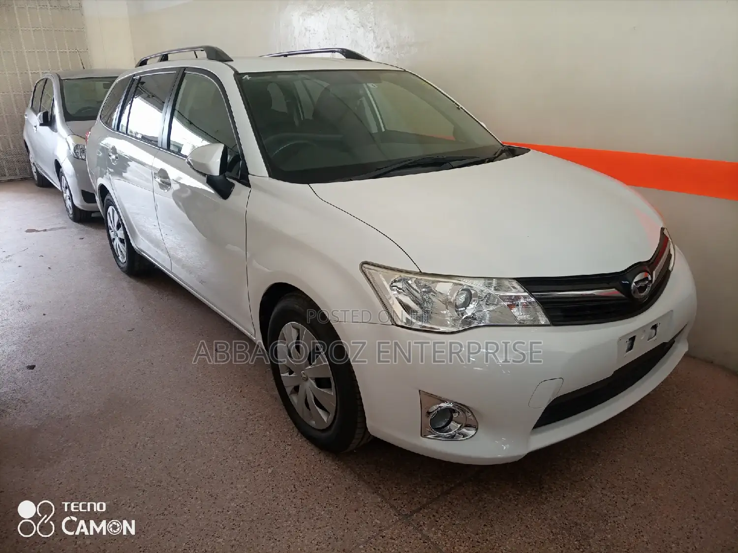 Toyota Corolla Fielder 2015 Off White