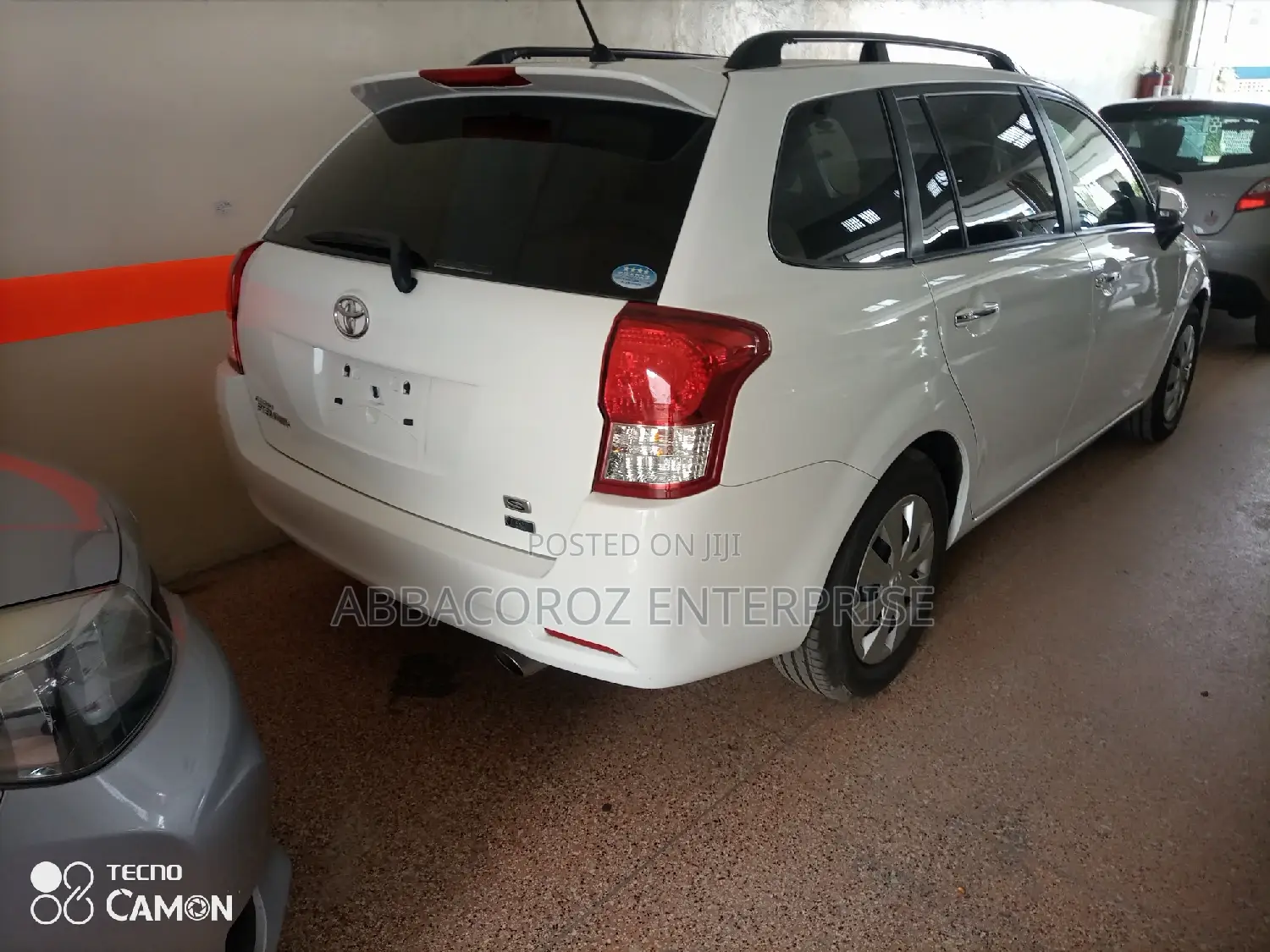 Toyota Corolla Fielder 2015 Off White