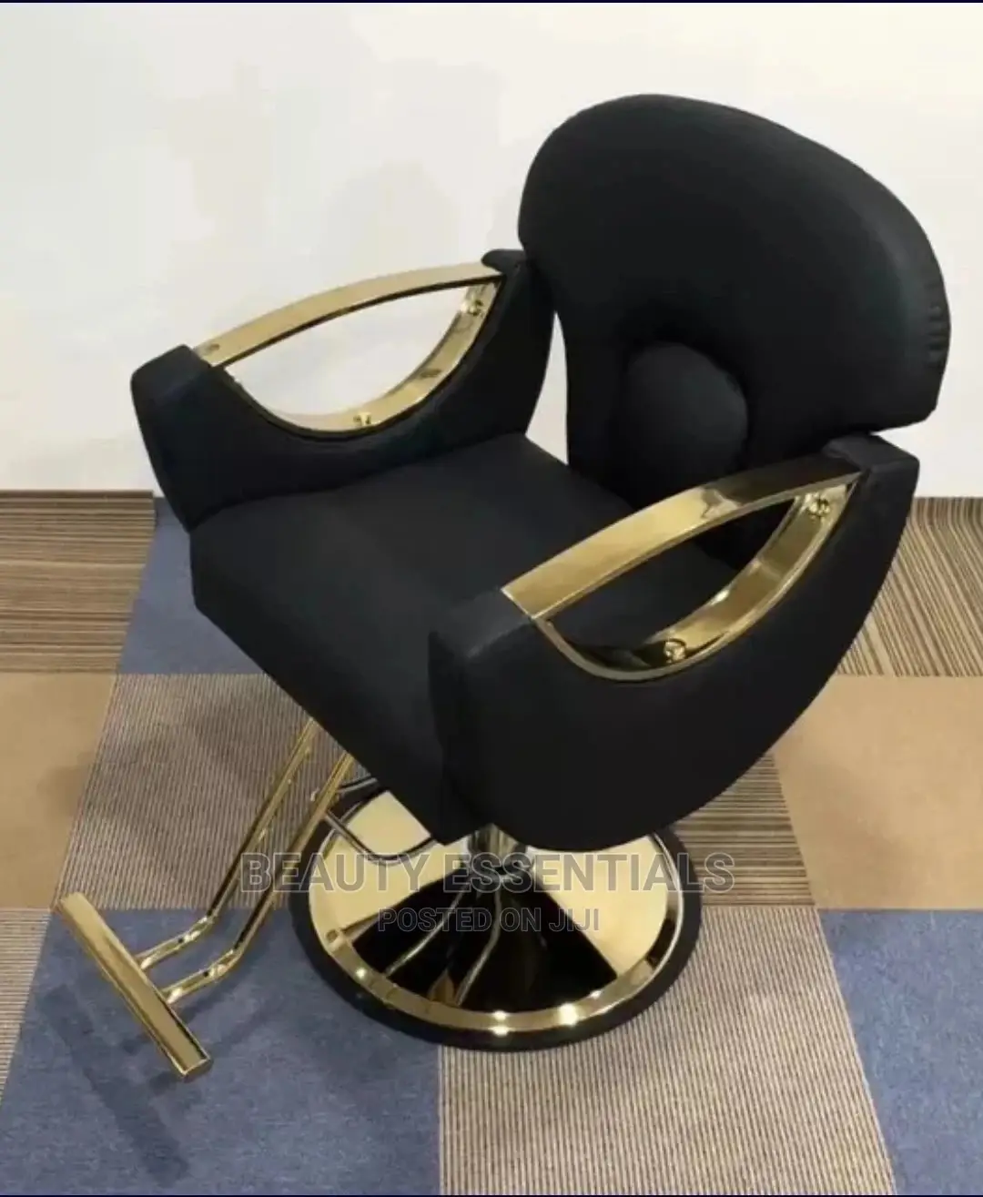Gold Black Salon Styling Seat
