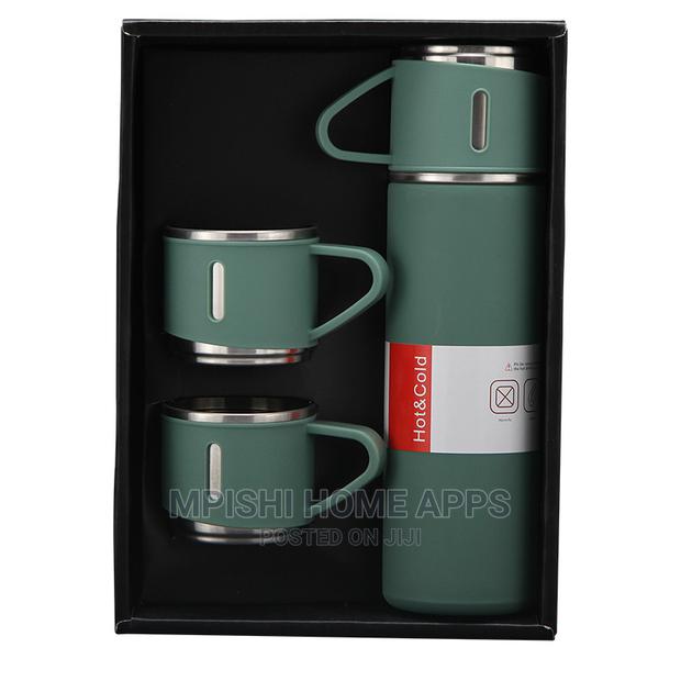 Vacuum Flask Gift Set - main view