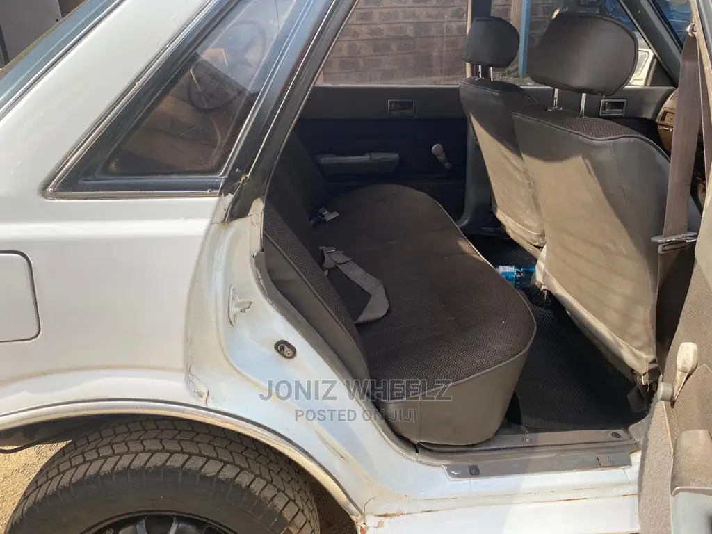 Subaru Leone 1994 White