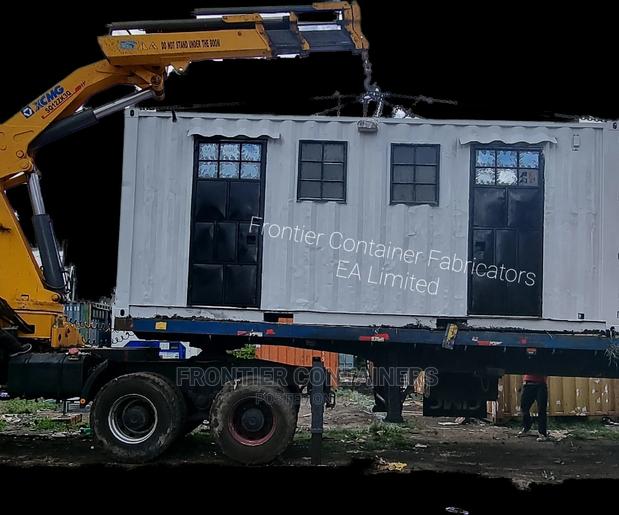 20ft Container With Fabricated Toilets - main view