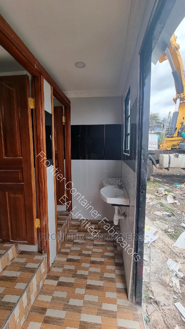 20ft Container With Fabricated Toilets - thumbnail 5