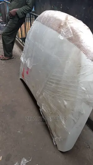 Toyota Van Guard Bonnet