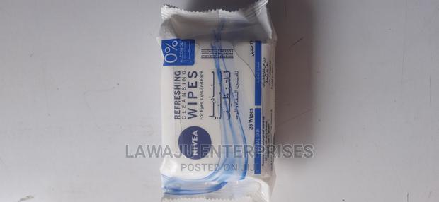 Nivea Refreshing Cleansing Wipes- 25 Wipes - thumbnail 2