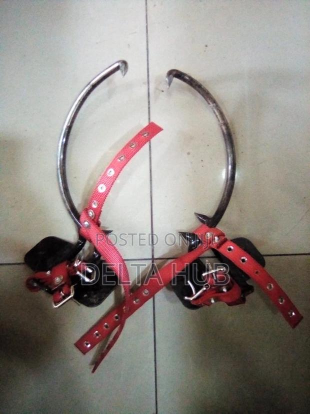 Pole Climbing Hooks