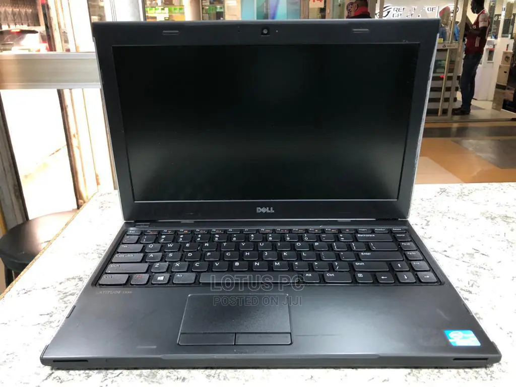 Laptop Dell Latitude 3330 4GB Intel Core I3 HDD 500GB