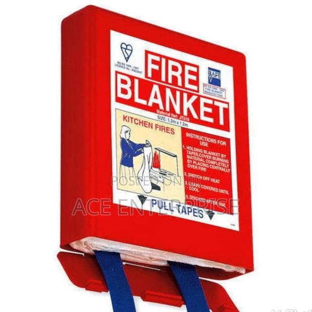 Fire Extinguisher 4ft by 4ft Effective - main view