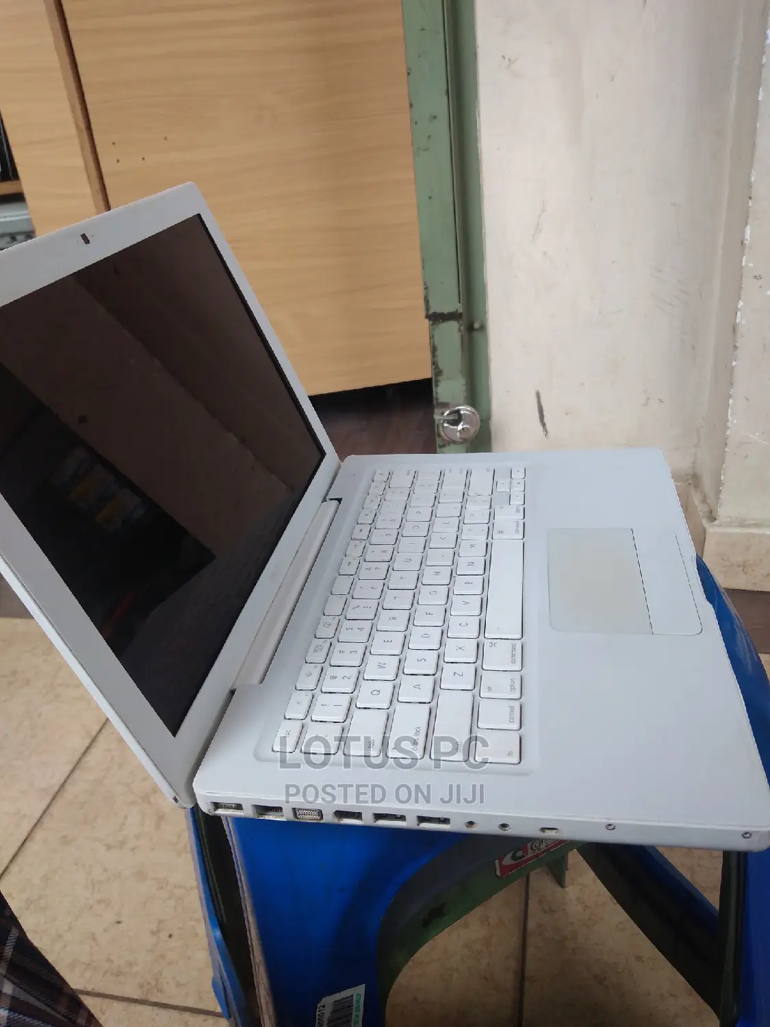 Laptop Apple MacBook 2008 4GB Intel Core 2 Duo HDD 320GB