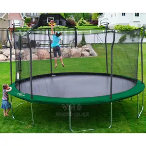 Trampolinês" Trampolinès+ Trámpolines* Trampôlines