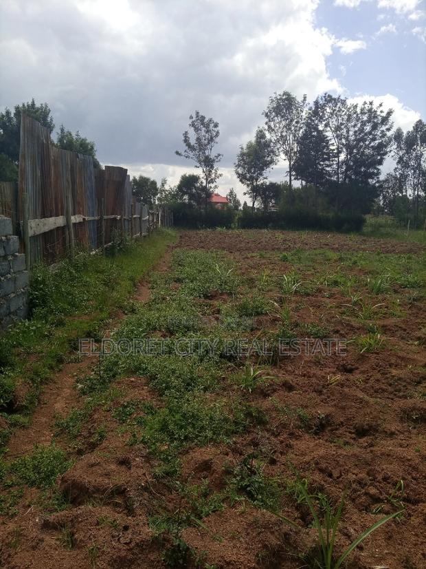 1/4 Plot Annex With Title 100 Metres From Second. Tarmac