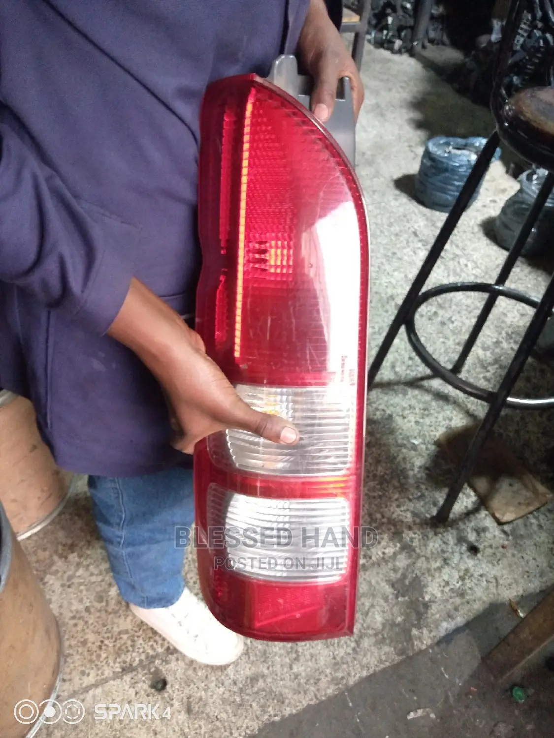 Tail Lamp Box 7L