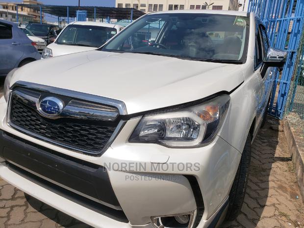 Subaru Forester 2015 Off White - thumbnail 2