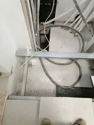 Raised Floor Installation