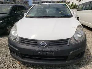 Nissan Advan 2015 Off White