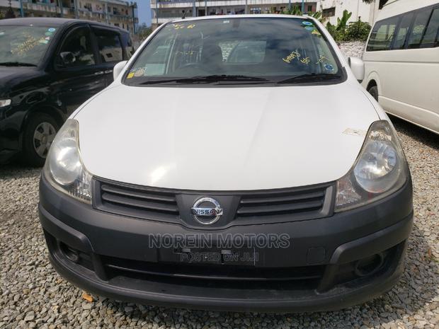 Nissan Advan 2015 Off White
