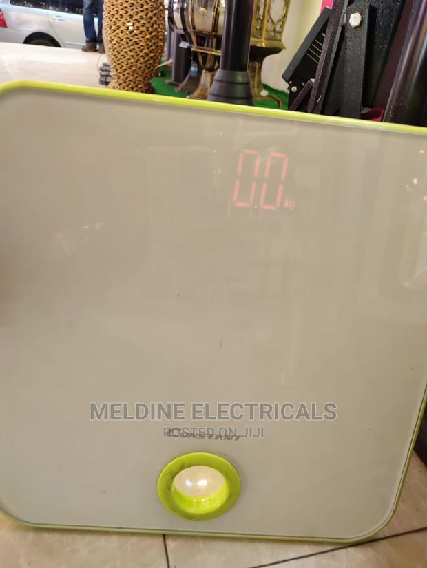 Personal Digital Weighing Machine