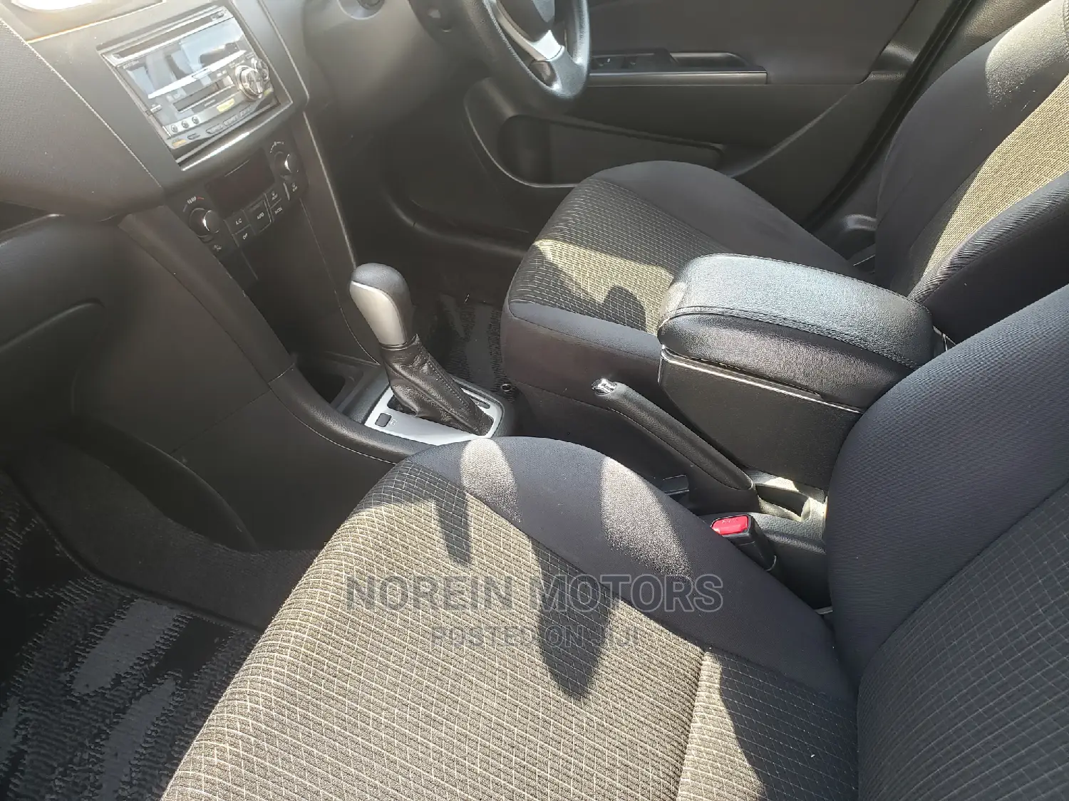 Suzuki Swift 2015 Brown