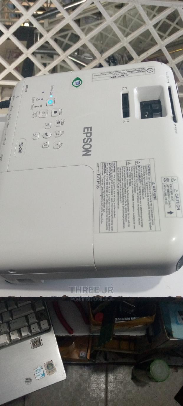 Ex-Uk Epson Projectors on Offer!! Clarity on Point - thumbnail 4