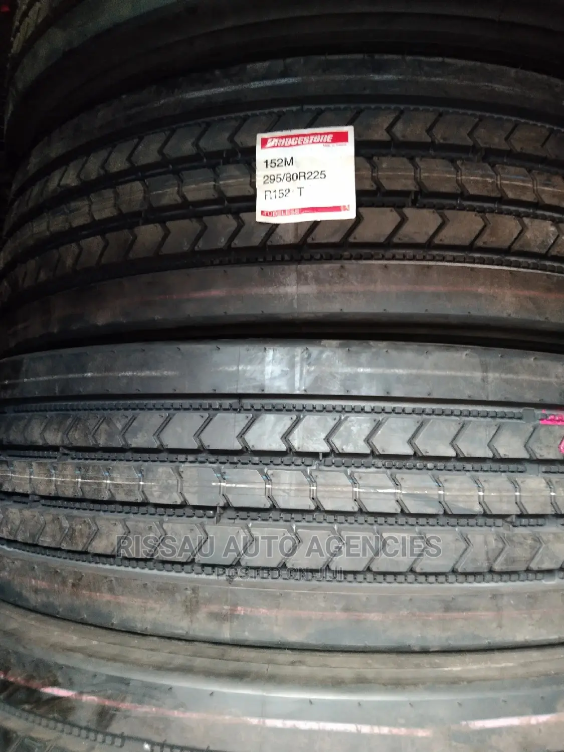 295/80 R 22.5 Bridge Stone HT Tyres