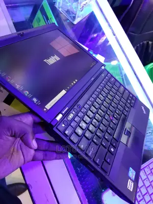 Laptop Lenovo ThinkPad X230t 4GB Intel Core I5 HDD 500GB
