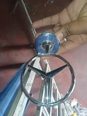 Mercedes Bonnet Replacement Logo