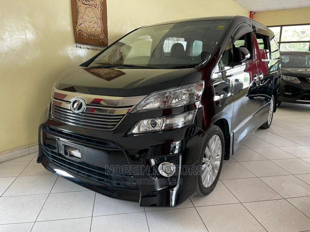 Toyota Vellfire 2014 Black - thumbnail 3