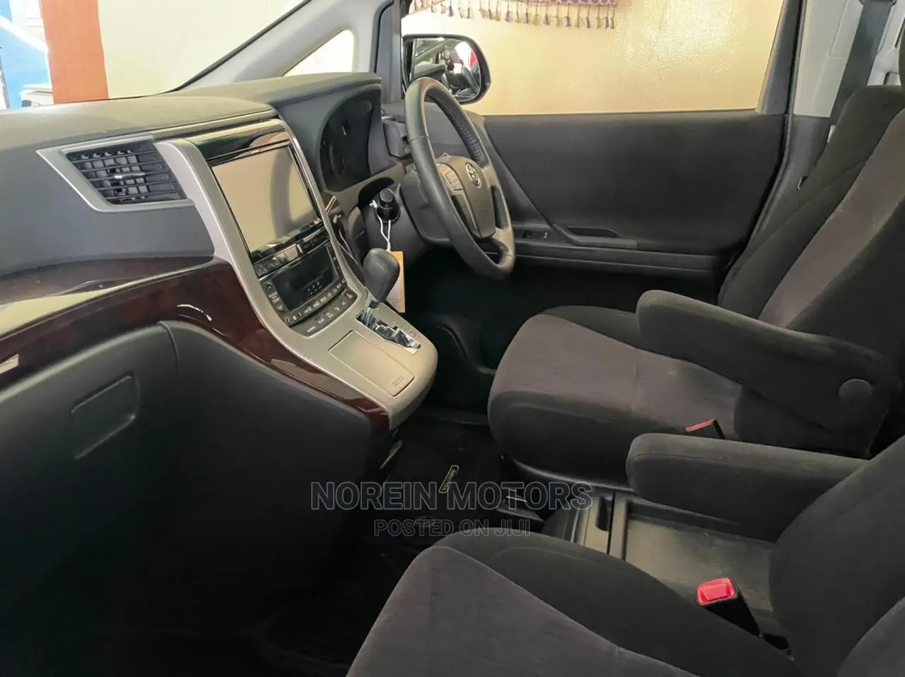 Toyota Vellfire 2014 Black