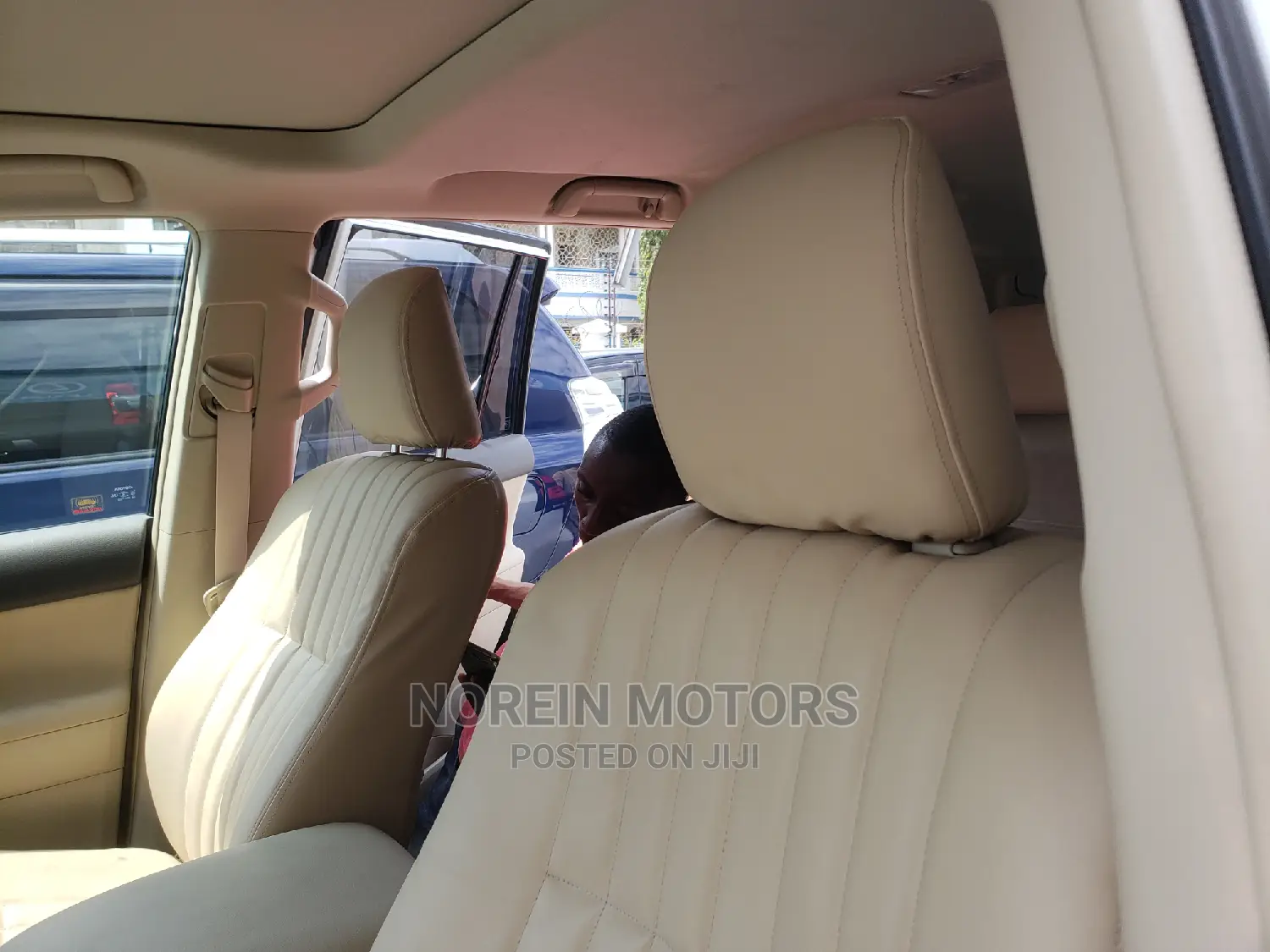 Toyota Land Cruiser Prado 2018 Off White