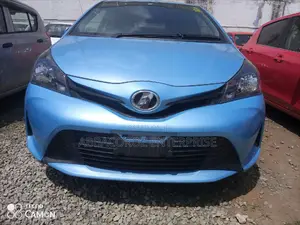 Toyota Vitz 2015 Blue