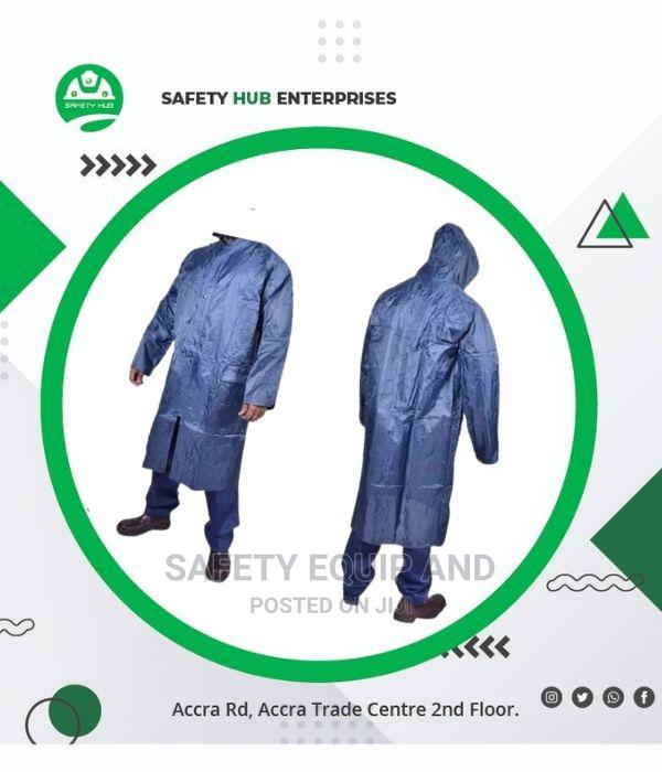 Quality Raincoats With Inner Lining - main view