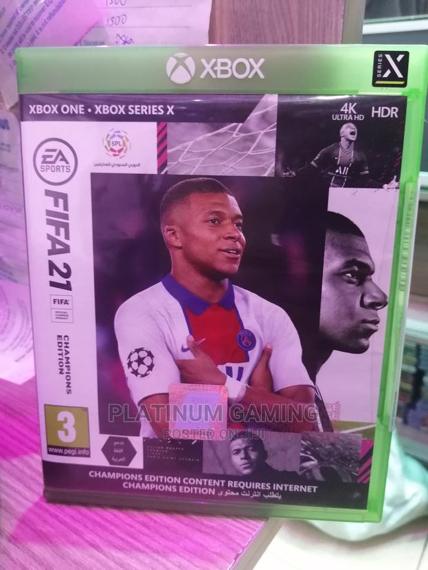 Xbox FIFA 21 - main view