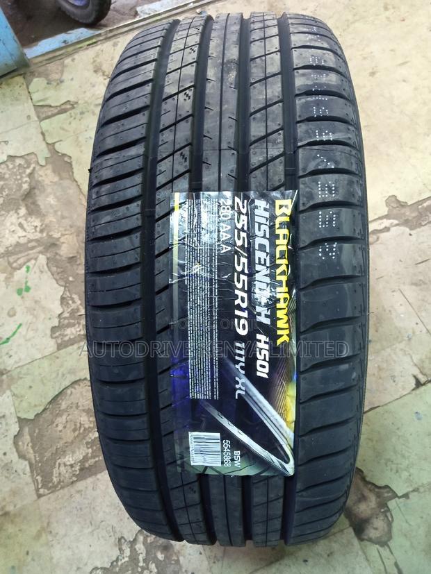 255/55r19 Blackhawk Tyre